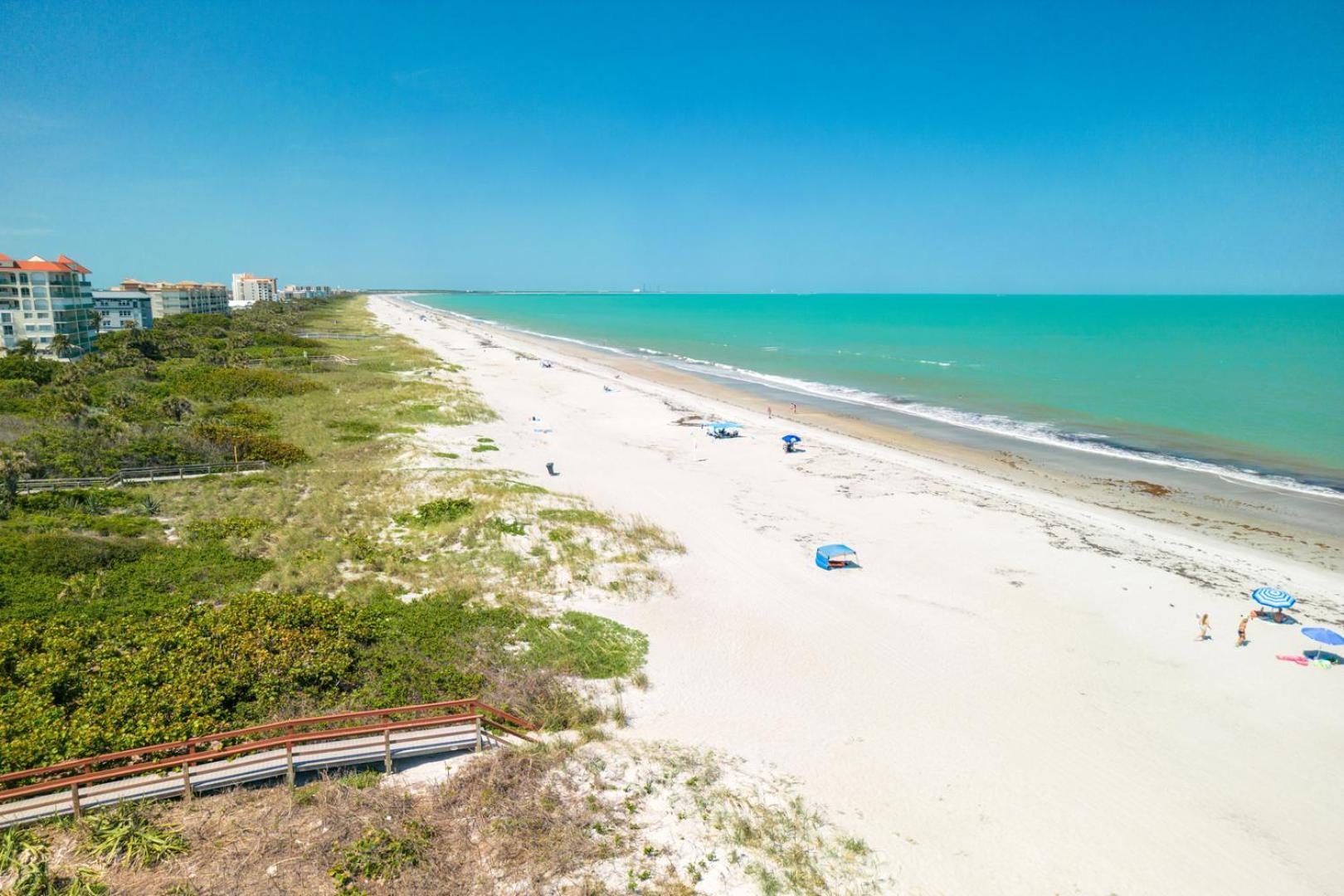 Cocoa Beach Towers Exterior photo