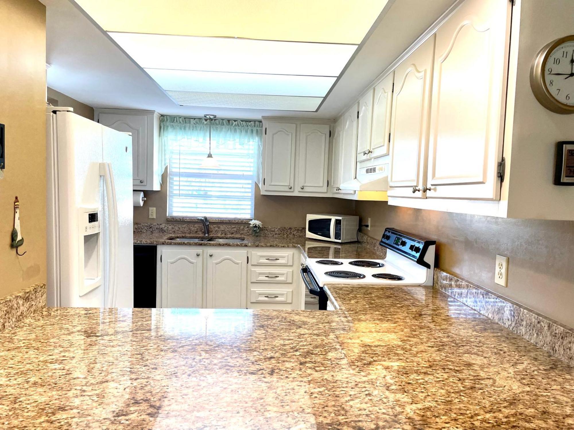 Cocoa Beach Towers Room photo