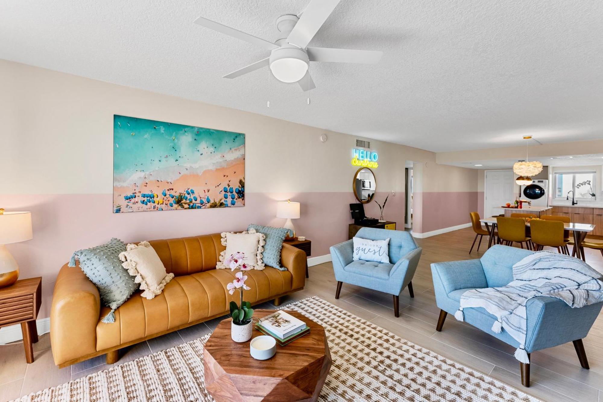 Cocoa Beach Towers Room photo